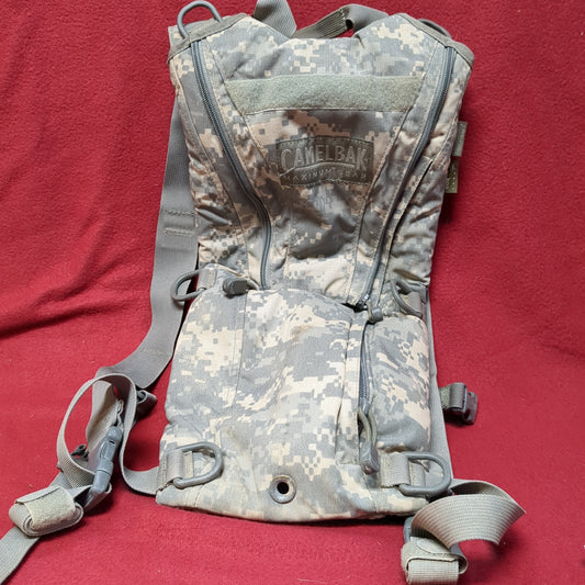 Camelback Maximum Gear Hydration carrier Only* ACU/UCP Good condition (db01-JUN95)