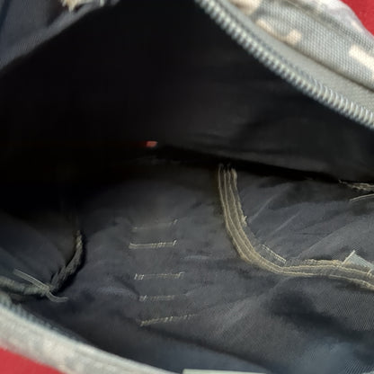 US Army ArmorBak CamelBak Hydration Carrier Only W/O Buckles ACU Pattern 100oz Good Condition (db01-JUN166)