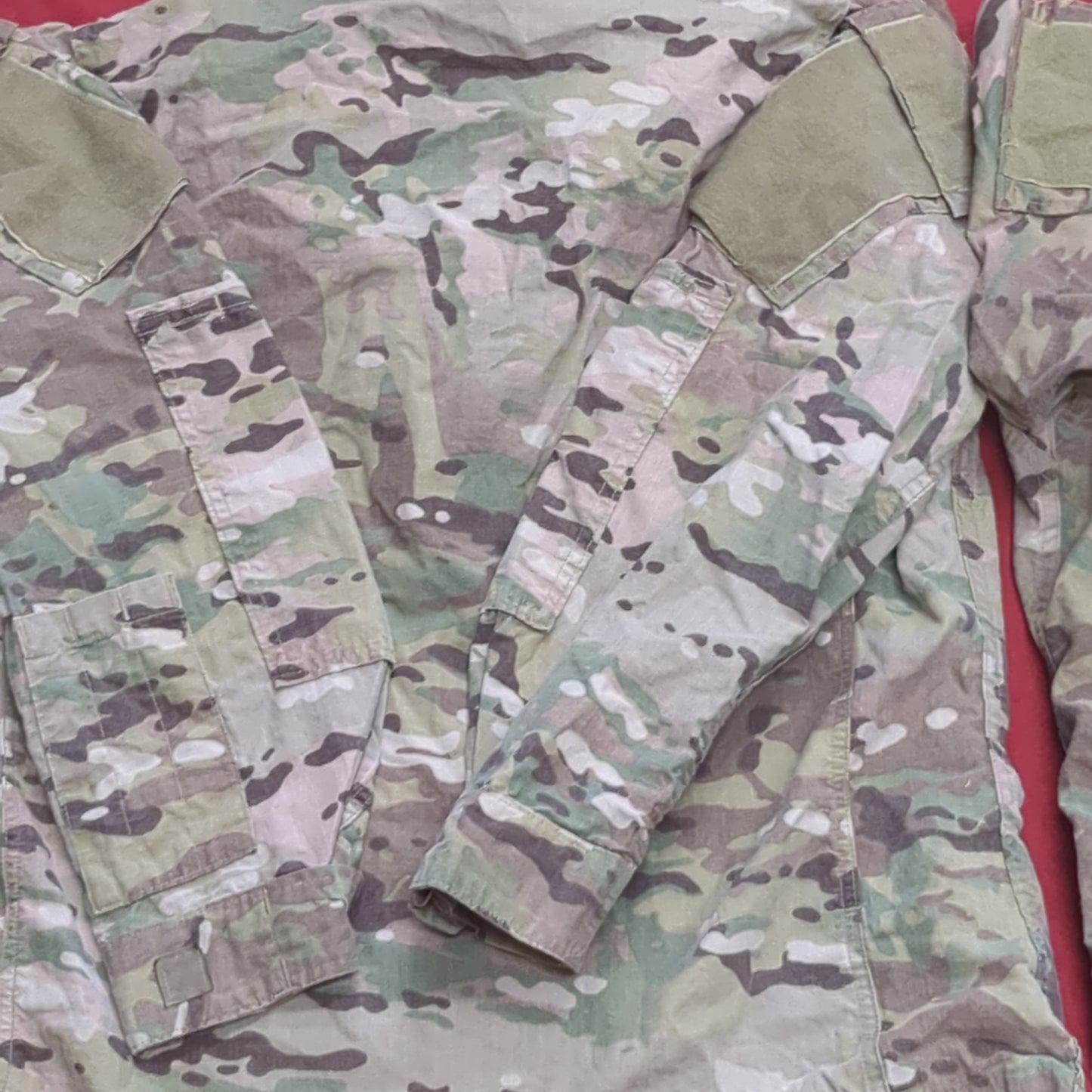 *Lot of Two* US Army Medium Short Multicam Flame Resistant Frac Uniform Top Shirt Used (OCP9- ea05-JUL106)