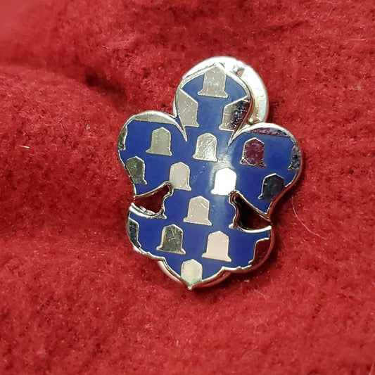 VINTAGE US 1st Infantry Division 1st Brigade Pin Crest DUI Unit (01o117)