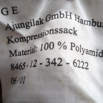 P/O Ajungilak Sleeping Bag Winter OD Green w Stuff Sack (15cc-JUL334)