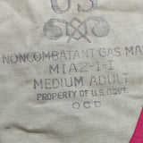 US Army WWII Noncombatant MIA2-I-I Gas Mask Medium Pack  (19a20)