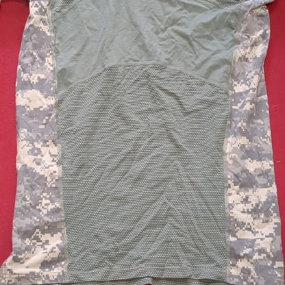 ACU Combat Shirt Massif Medium (aa16-58)