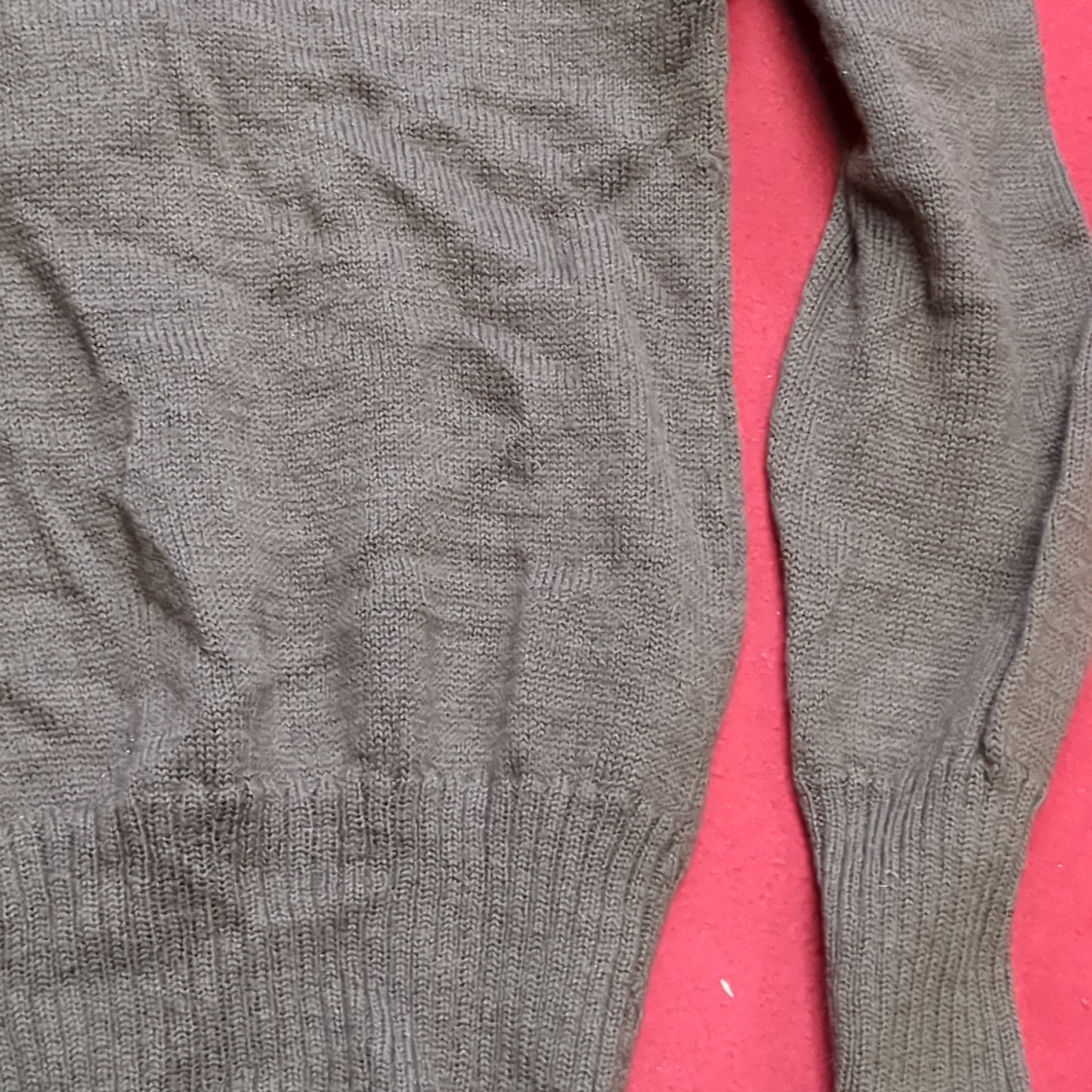 '89 Medium Man's OD Wool Sweater Vintage (j09 ab02-k)