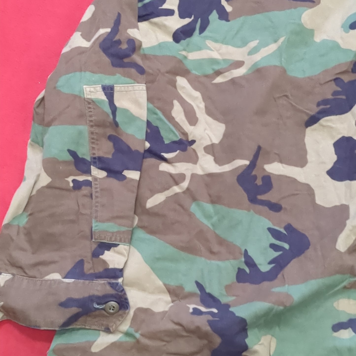 US Army Woodland Camo Temperate Combat Coat Size Medium Short (aa01-30)