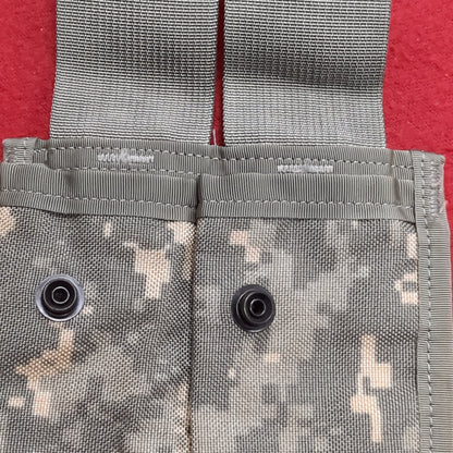 US Army 40 MM Pouch (Double) UCP Molle II Excellent Condition (fb12-AUG130)