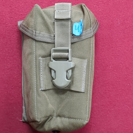 NEW (without tag) Coyote Canvas Magazine Pouch (aa04-42)