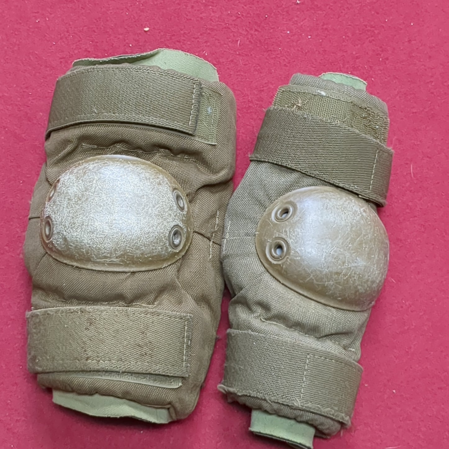 US Military Issue Small Coyote Brown Elbow Pads Alta (aa06-11)