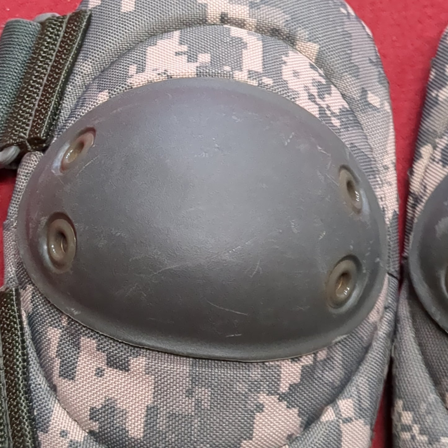 US Military Issue ACU Digital Elbow Pads (aa06-15)