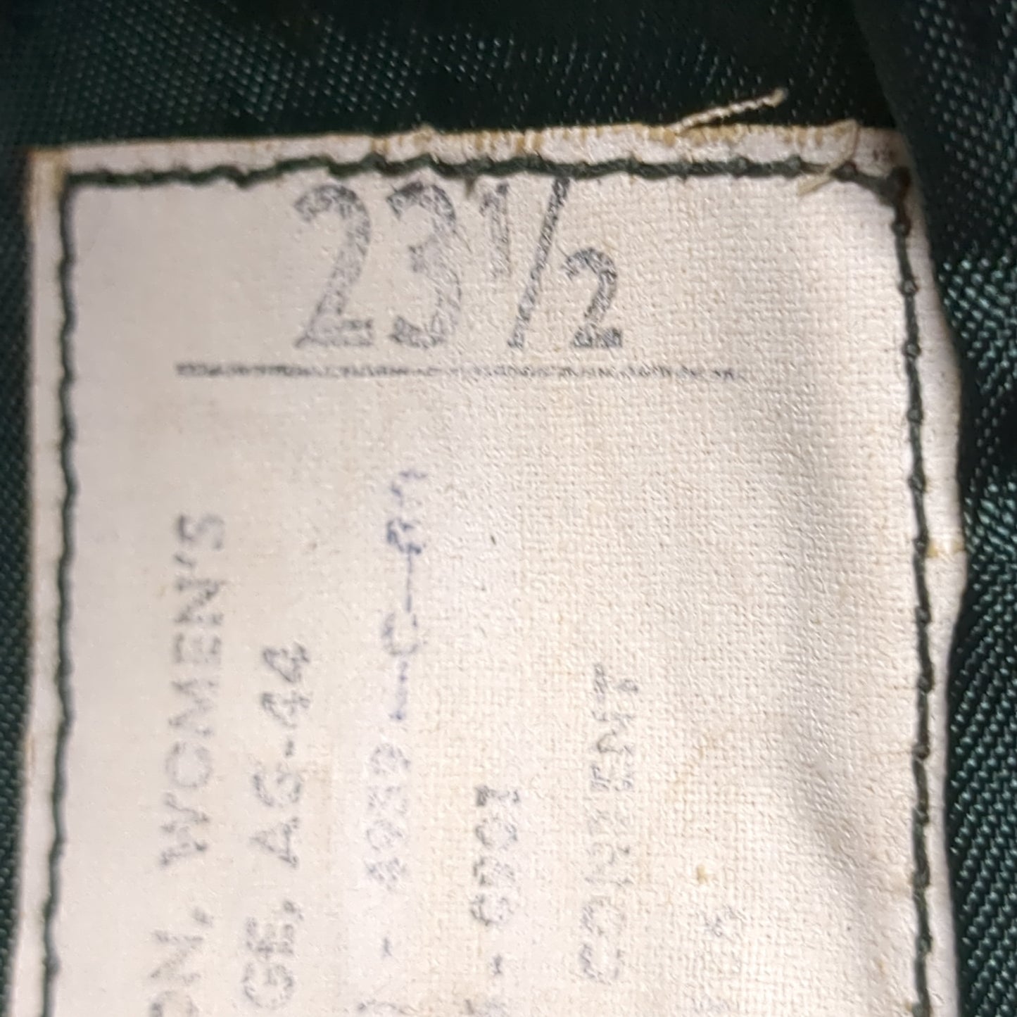 Vintage 1960 Women's 23 1/2 OD Wool Army Military  Green 44 Garrison Cap (10s (ab09-17)