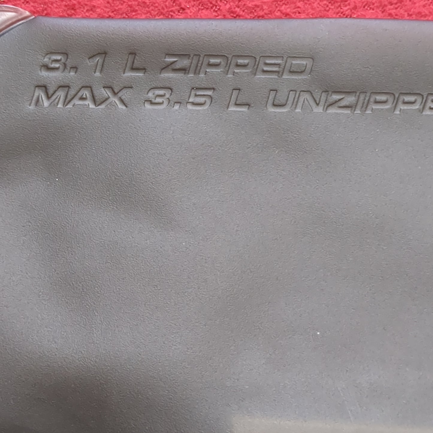 SKD Tactical 3.1 - 3.5L Liter Hydrapack Short Profile Bladder PIG (08o- db01-AUG189)