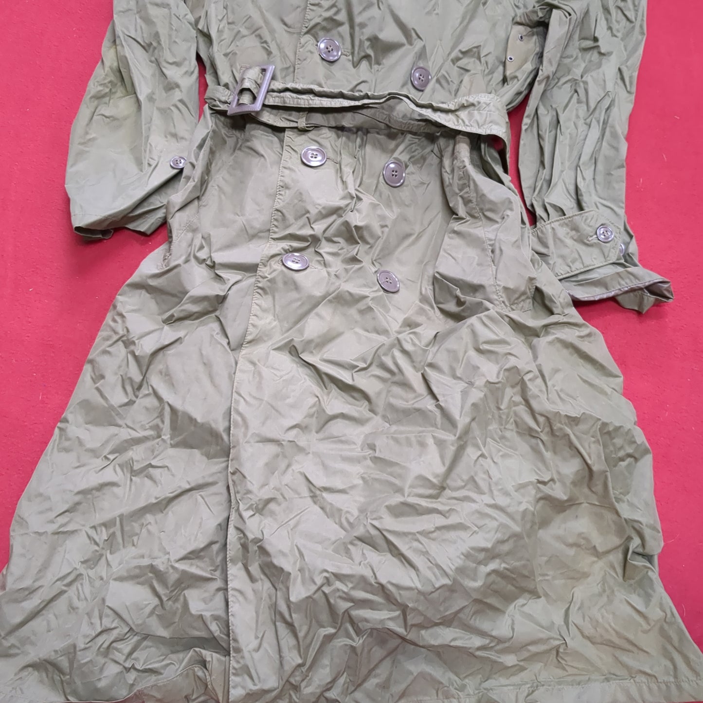 VINTAGE Man's Raincoat Lightweight Taupe 179 (18s ac15-11)