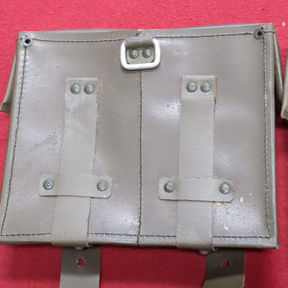 VINTAGE German Bundeswehr Leather Plastic Olive Pouch (21s ac15-15)