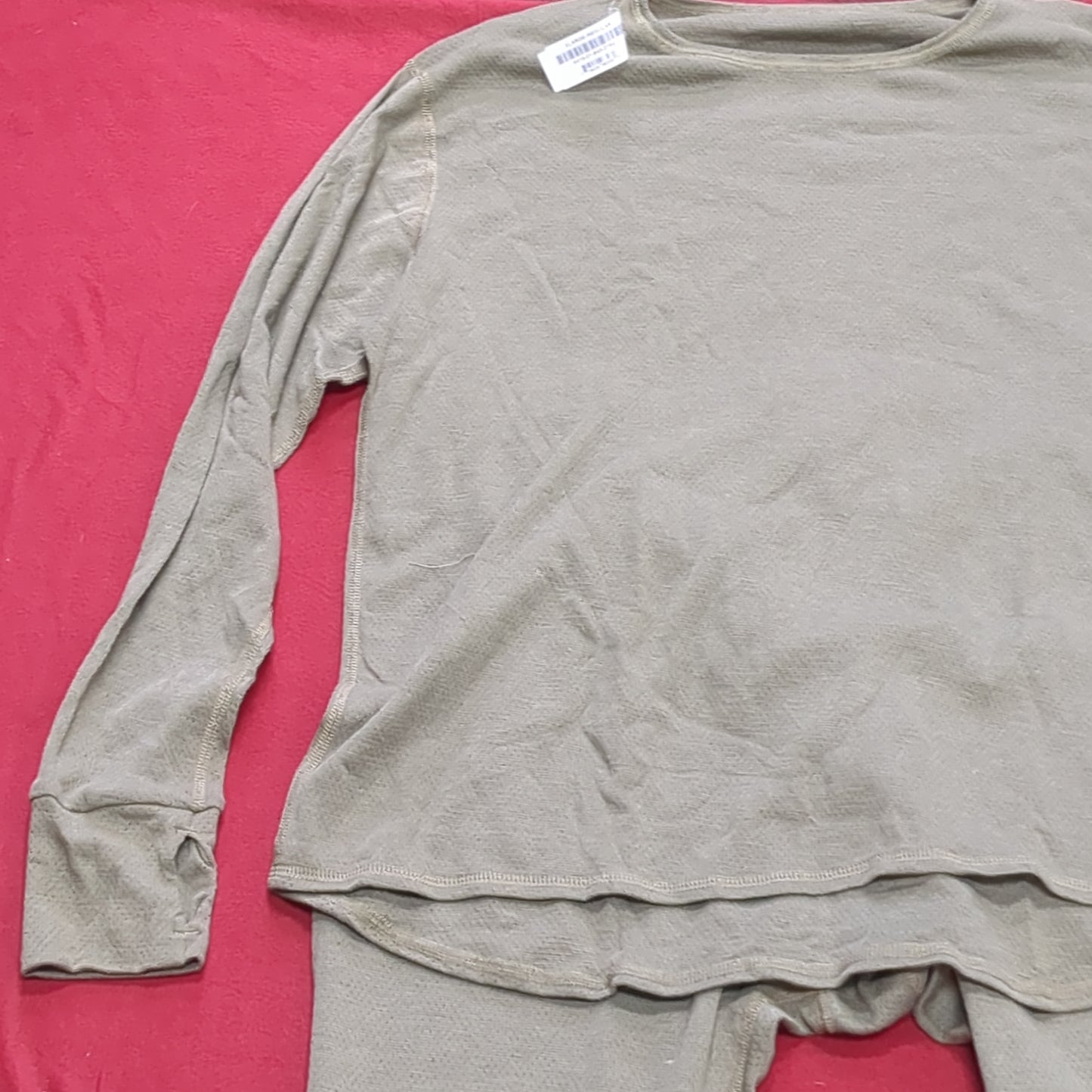 NWT X-Large Reg Top/Large Long Pant SET OF US Army Insulated Cold Weather Flame Resistant FRAC Moisture Wicking (cw- ea04-AUG218)