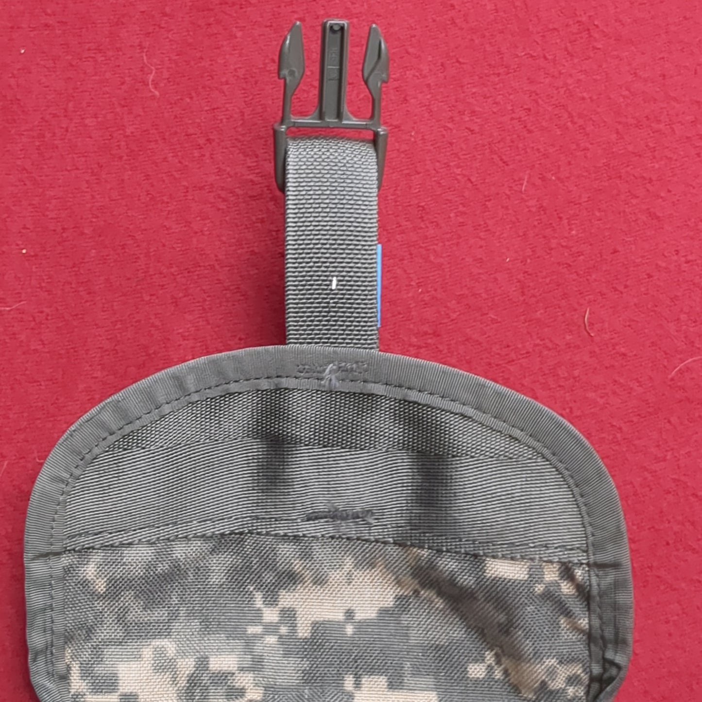 USED US Army UCP Digital E-Tool Carrier Pouch Molle  (29s-ac12-13)