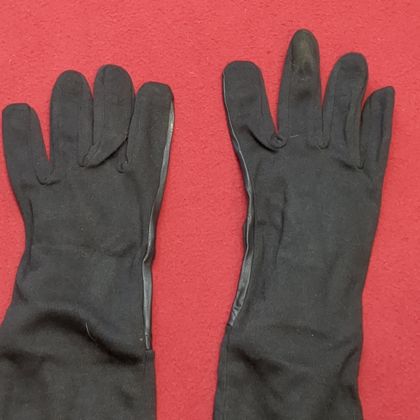 Pair of CLOUTIER Black Flyer Gloves Size Large (cb04-7)
