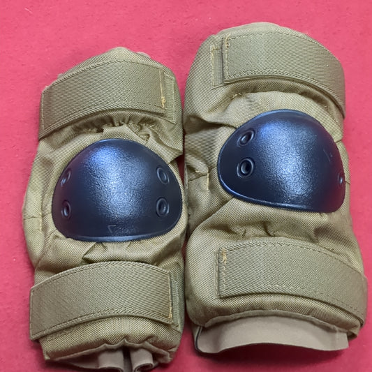 US Army Coyote Elbow Pads Size Large (cb04-25)