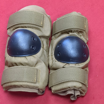 US Army Coyote Elbow Pads Size Large (cb04-25)