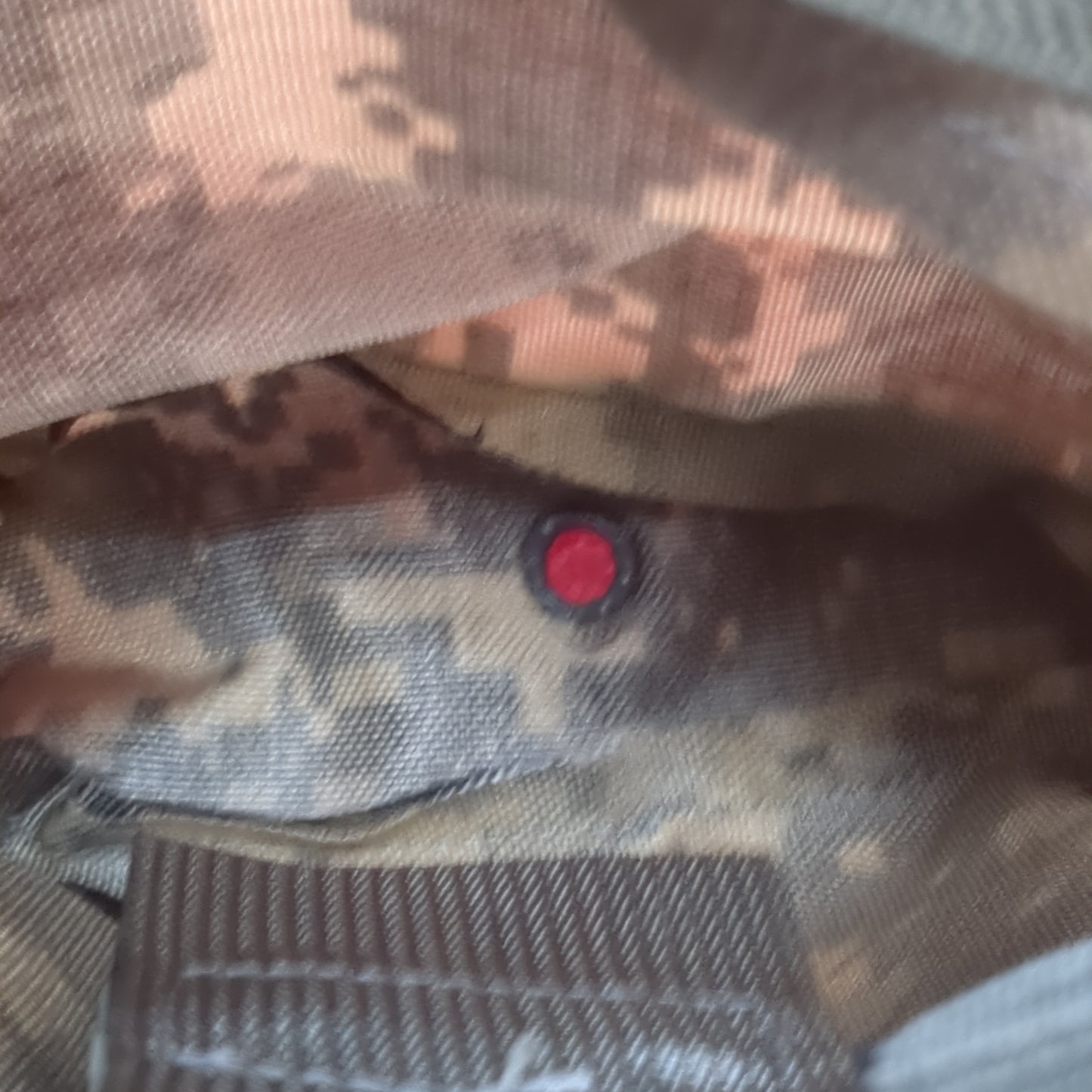 US Army Load Carrying Medical Pouch UCP ACU Molle II Excellent Condition (fb12-AUG268)