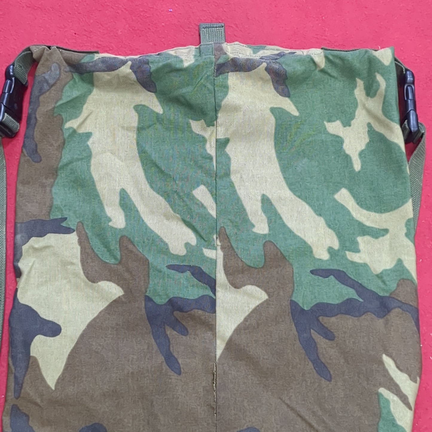 US Army BDU Equipment Bag Carrier Excellent Condition (cbrn ac01-AUG325)