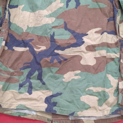 US Army SMALL REGULAR Uniform Top BDU Woodland Pattern (09CR cb5-6)