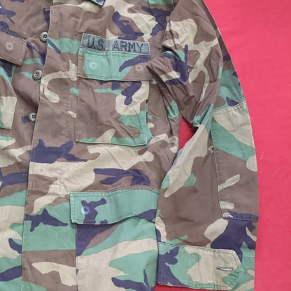 US Army SMALL REGULAR Uniform Top BDU Woodland Pattern (09 cb5-CR1)