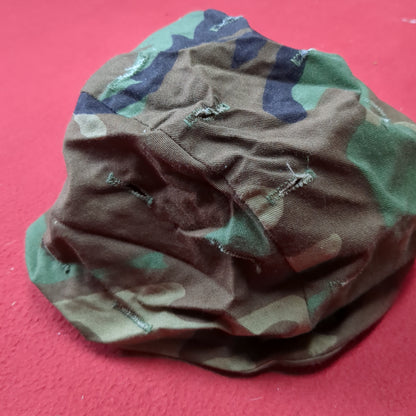 USED US Army Woodland Camo Helmet Cover Size X-Small/Small (07n-BDU2-FA13-23)