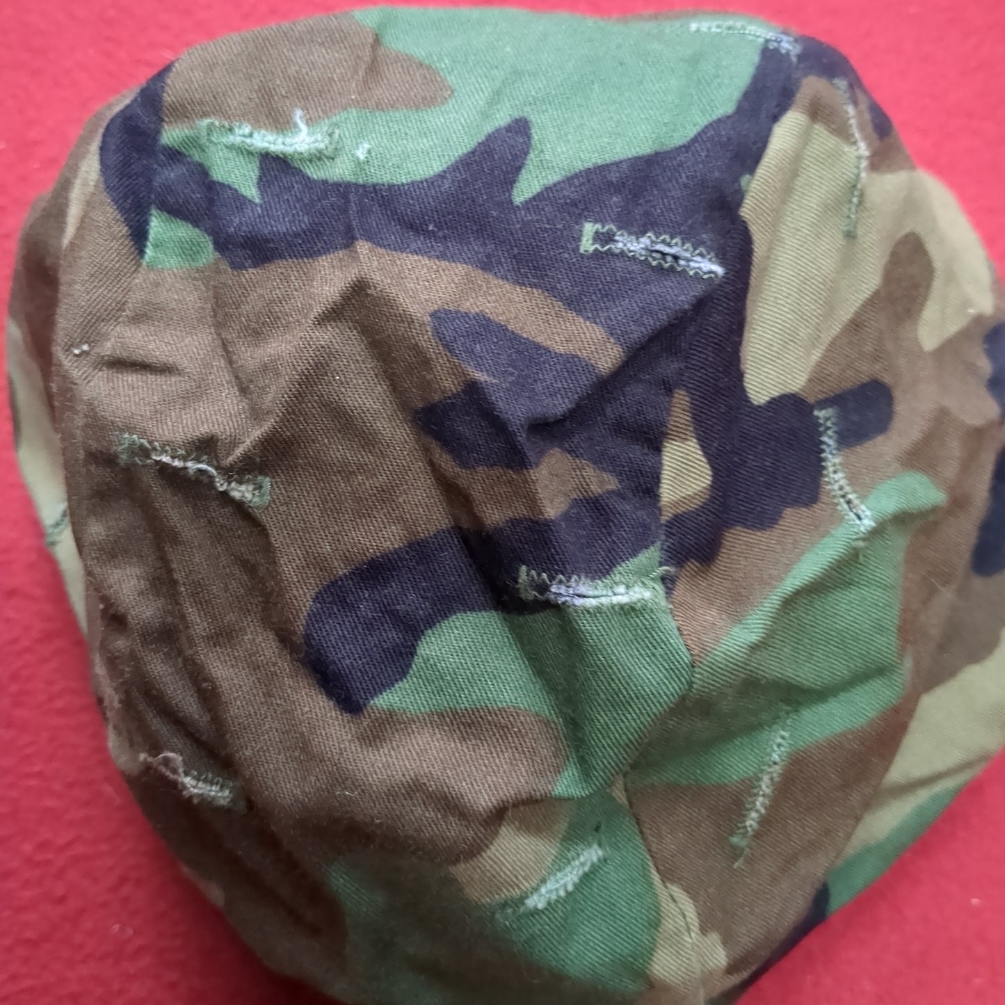 USED US Army Woodland Camo Helmet Cover Size X-Small/Small (07n-BDU2-FA13-23)