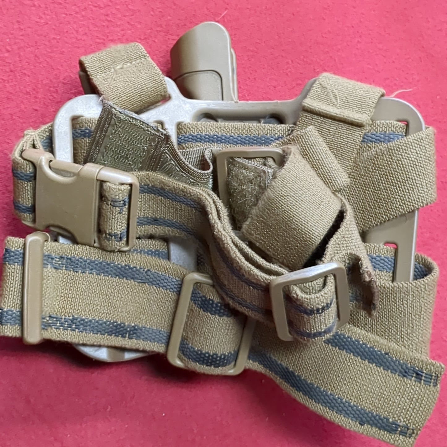 BLACKHAWK Tactical Beretta 92/96 RIGHT HANDED Holster Drop Leg Excellent Condition (07o db07-16)