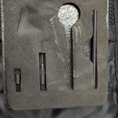 Otis Defense Carbine IMOD Military Gun Cleaning Kit System Good Condition (07o- db07-MH467)