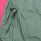 VINTAGE Medium 100% Acrylic Man's OD Sweater Mitts Mitts (09o7)