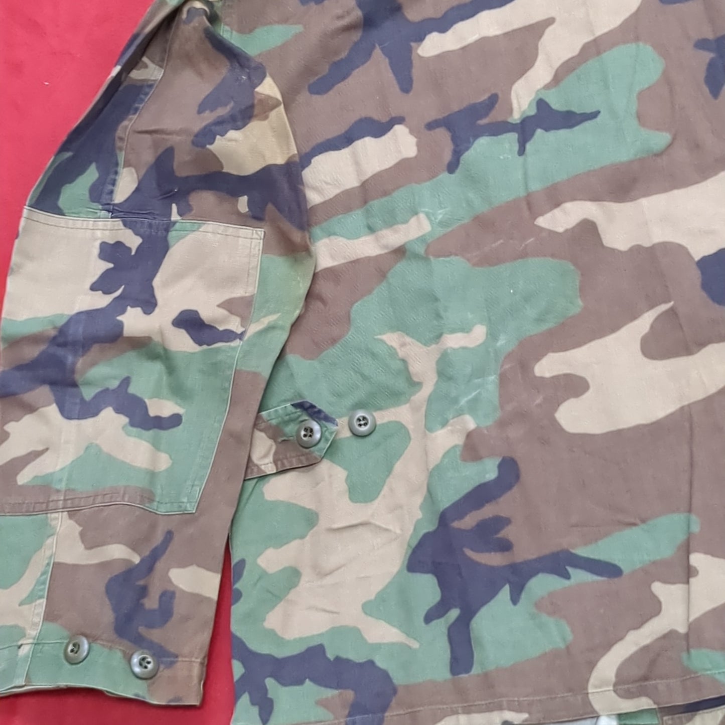 US Army MEDIUM SHORT Uniform Top BDU WOODLAND Pattern (14o db4-33)