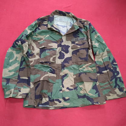 US Army MEDIUM SHORT Uniform Top BDU WOODLAND Pattern Good Condition (14o db4-36)