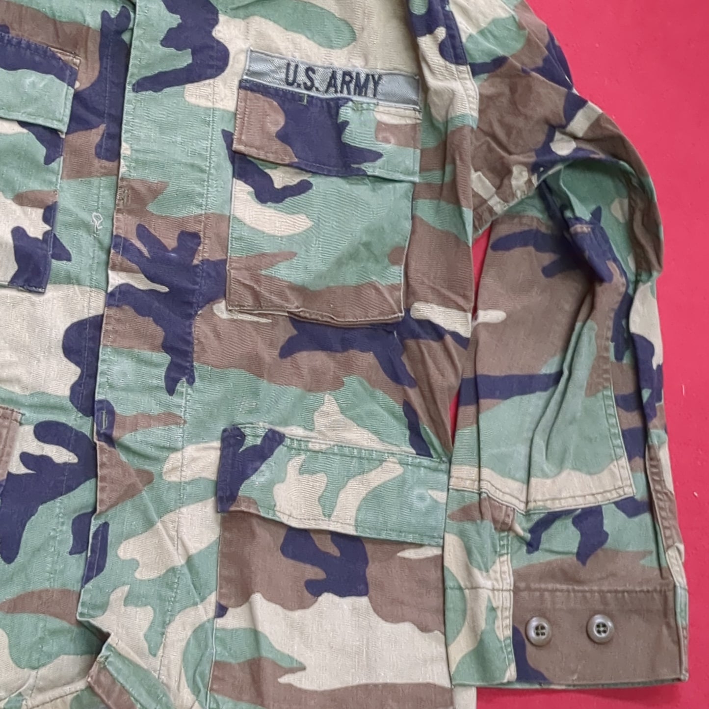 US Army MEDIUM SHORT Uniform Top BDU WOODLAND Pattern Excellent condition (14o db4-24)