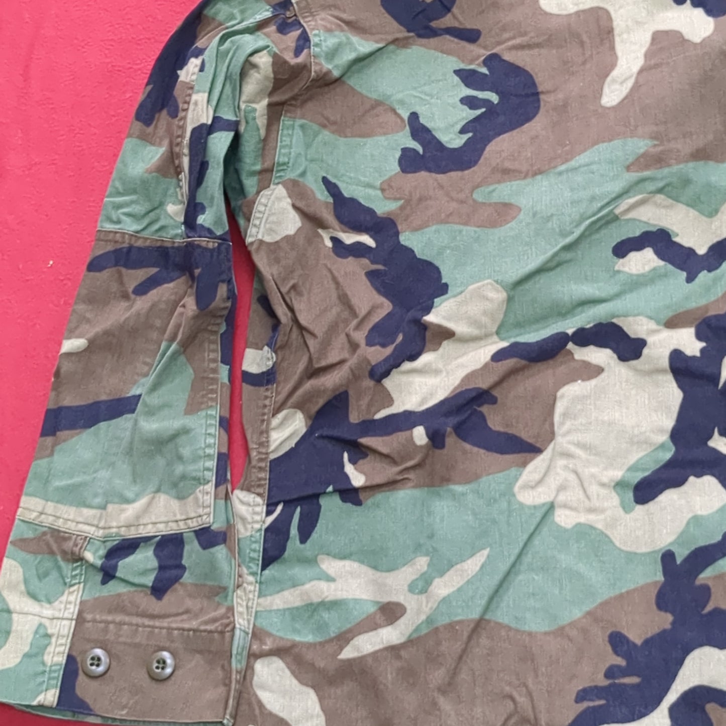 US Army MEDIUM SHORT Uniform Top BDU WOODLAND Pattern Excellent condition (14o db4-24)