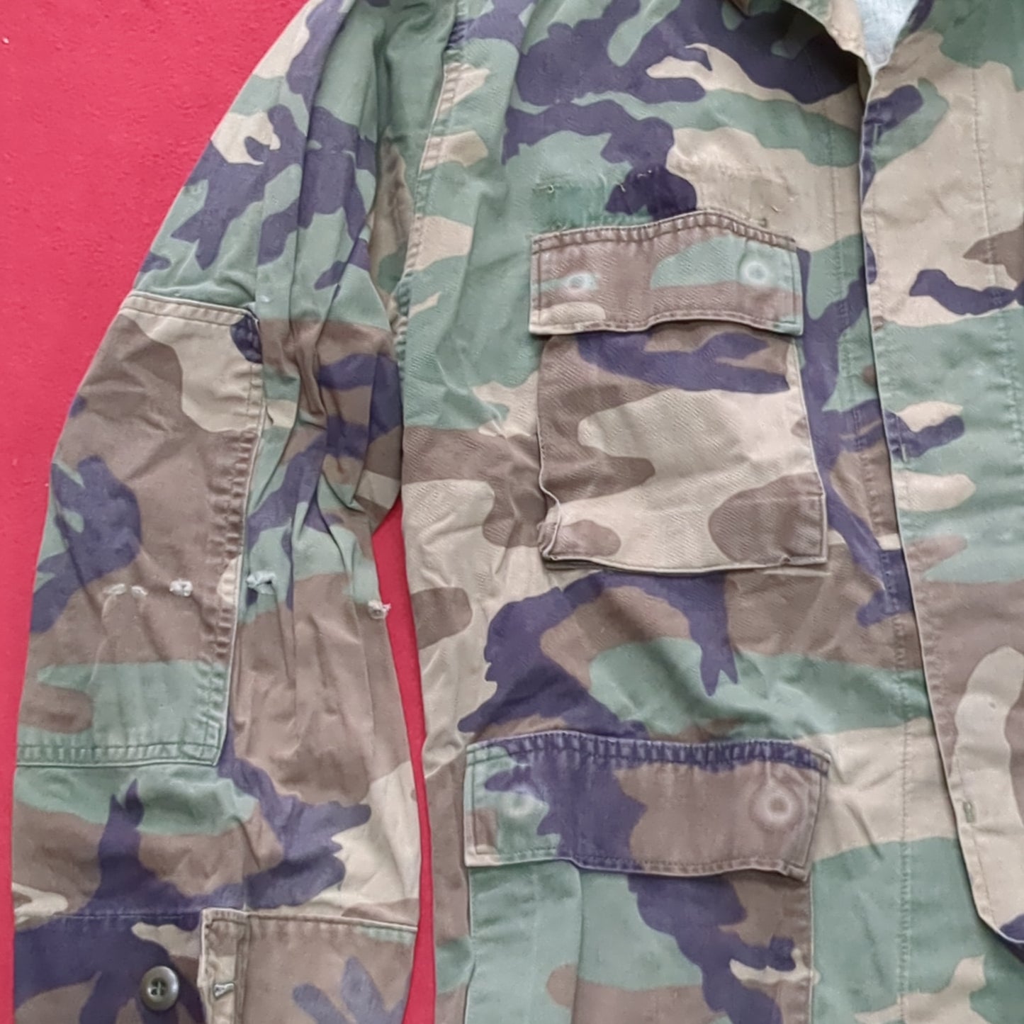 US Army MEDIUM SHORT Uniform Top BDU WOODLAND Pattern USED (14o db4-27)