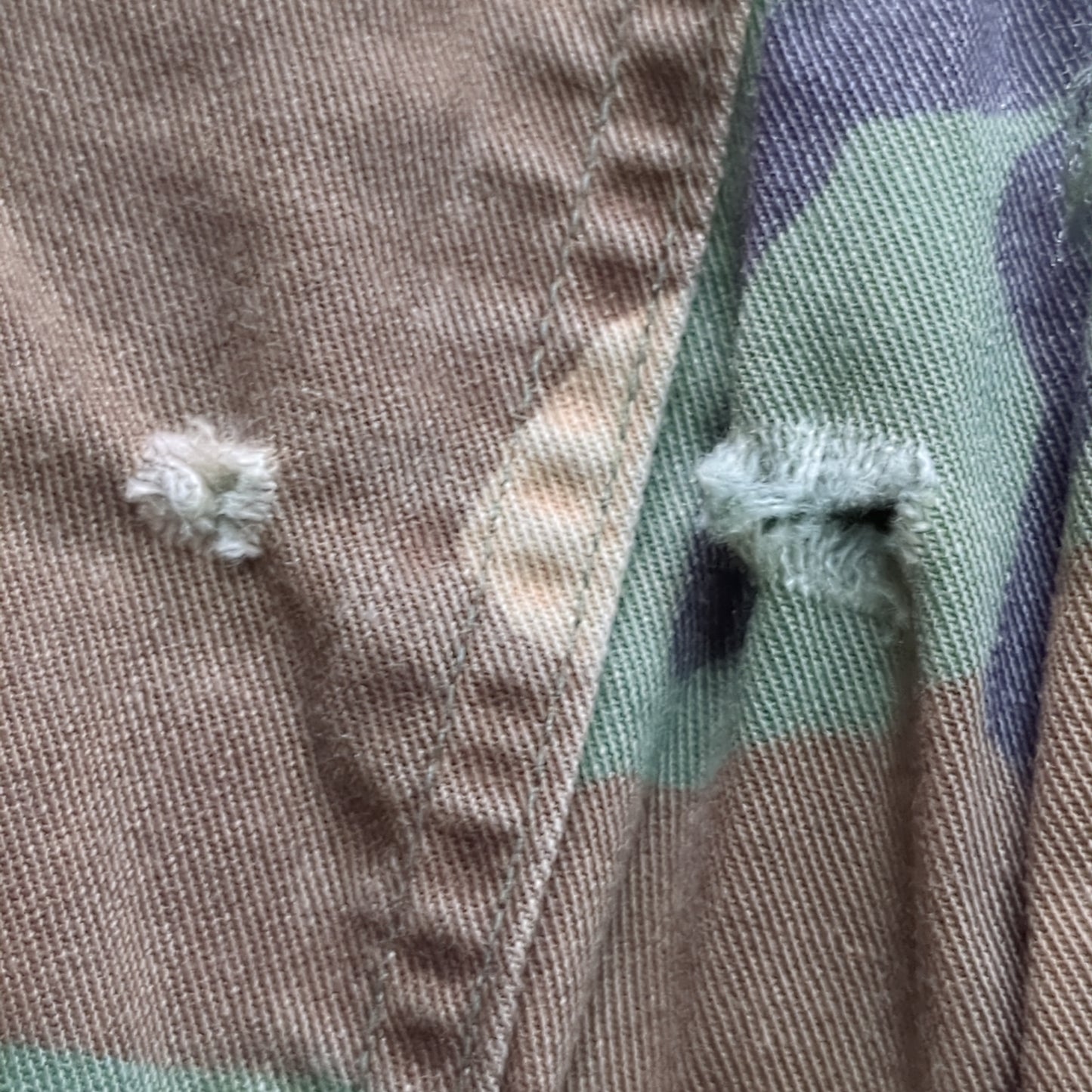 US Army MEDIUM SHORT Uniform Top BDU WOODLAND Pattern USED (14o db4-27)