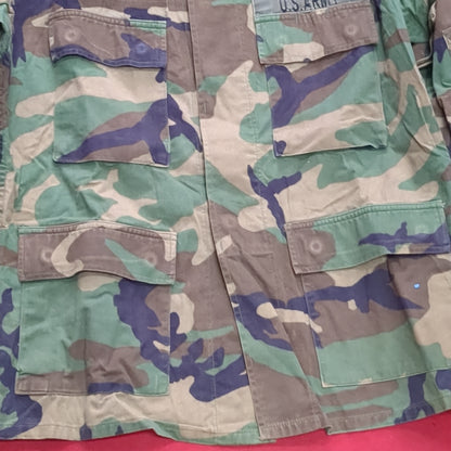 US Army MEDIUM SHORT Uniform Top BDU WOODLAND Pattern Used  (14o db4-26)
