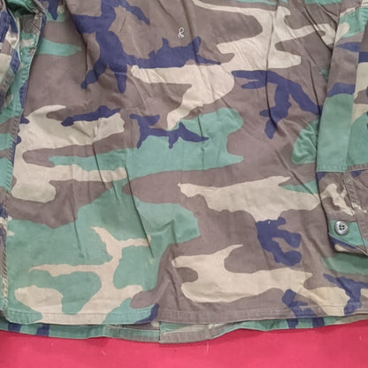 US Army MEDIUM SHORT Uniform Top BDU WOODLAND Pattern Used  (14o db4-26)