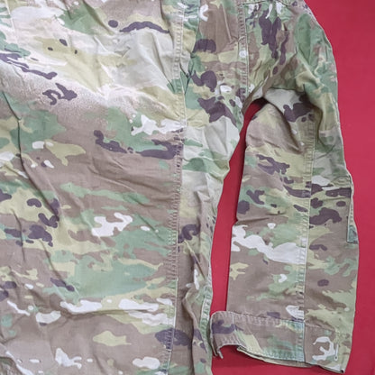 US Army MEDIUM LONG Uniform Top OCP Pattern Good Condition (18o db5-9)