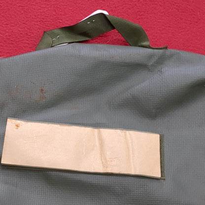 Vintage US Army Pamphlet Bag Assembly OD Vinyl Pouch 11676920 (25o- da03-MH278)