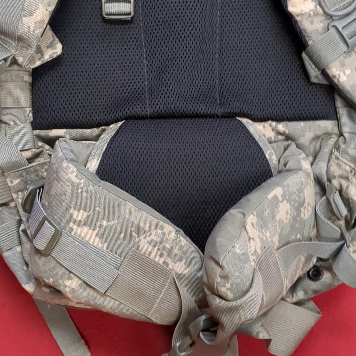 AWESOME SEATAC SEATEC Go Bag Padded Kidney Belt ACU Digital Used (dcl da6-1)