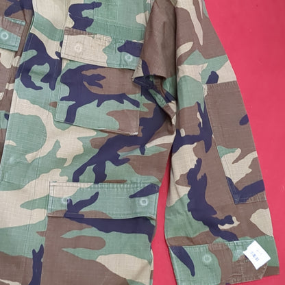 US Army Small Regular BDU Woodland Cold Weather Top Jacket Good Condition (a03 DC01-G)