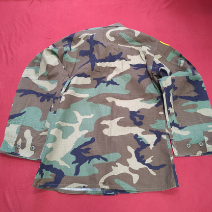 US Army Small Regular BDU Woodland Cold Weather Top Jacket Good Condition (a03 DC01-G)