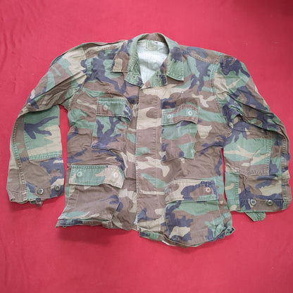 US Army Woodland Camo Coat Size Medium Short Used  (A04- DC02-A6)