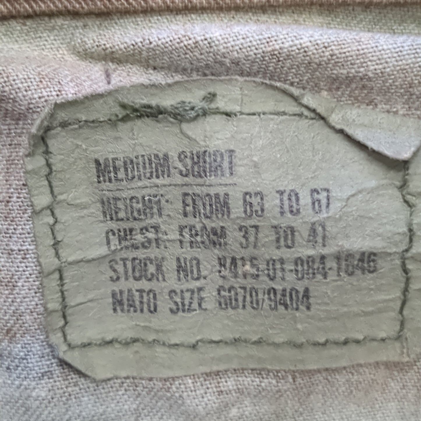 US Army Woodland Camo Coat Size Medium Short Used  (A04- DC02-A6)