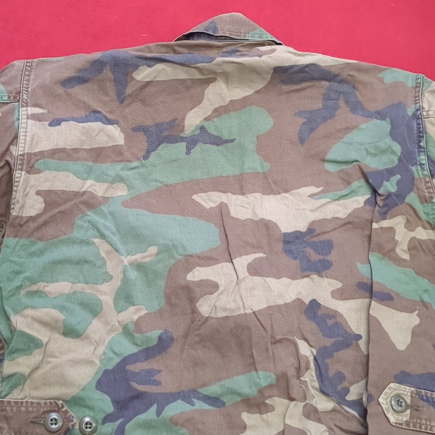 US Army Woodland Camo Coat Size Medium Short Used  (A04- DC02-A6)