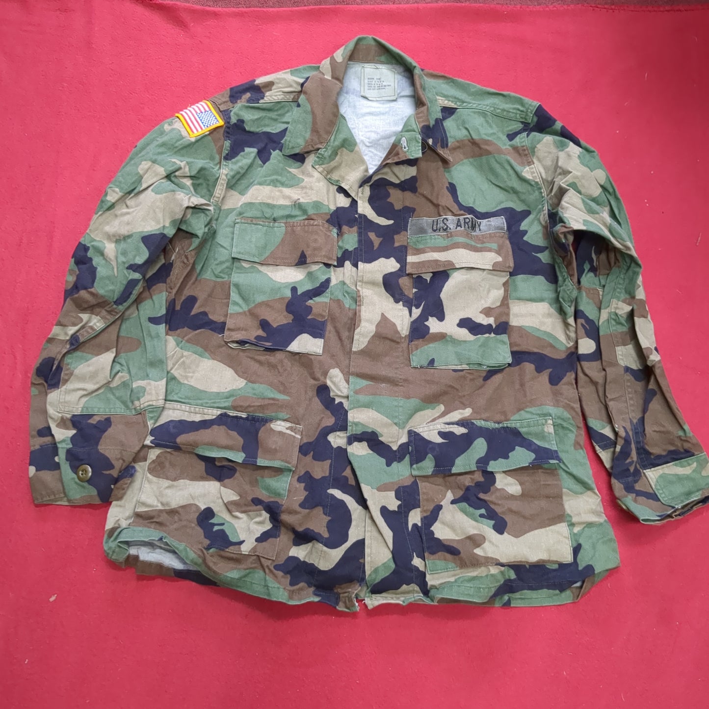 US Army Woodland Camo Coat Size Medium Short Good Condition (A04- DC02-A11)