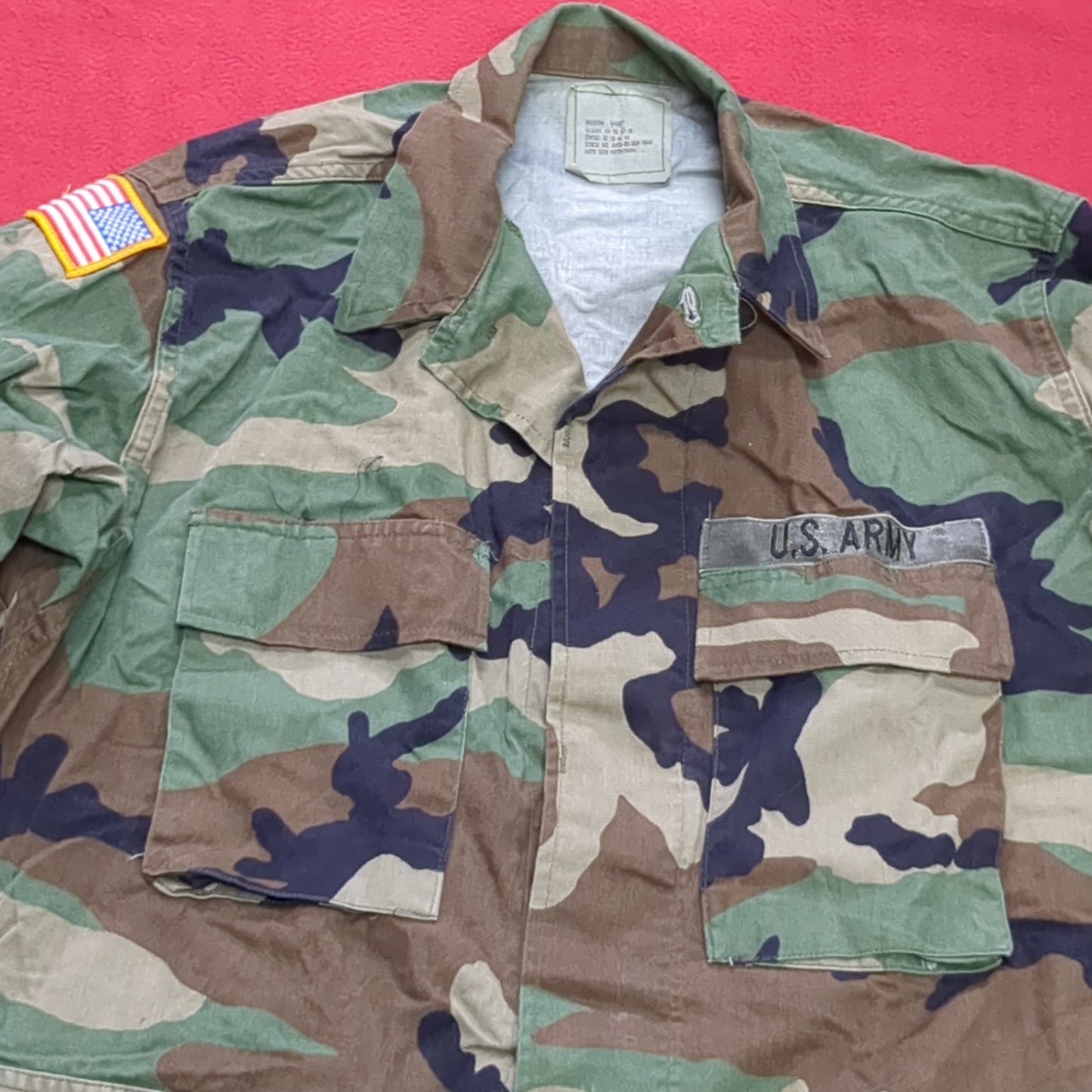 US Army Woodland Camo Coat Size Medium Short Good Condition (A04- DC02-A11)