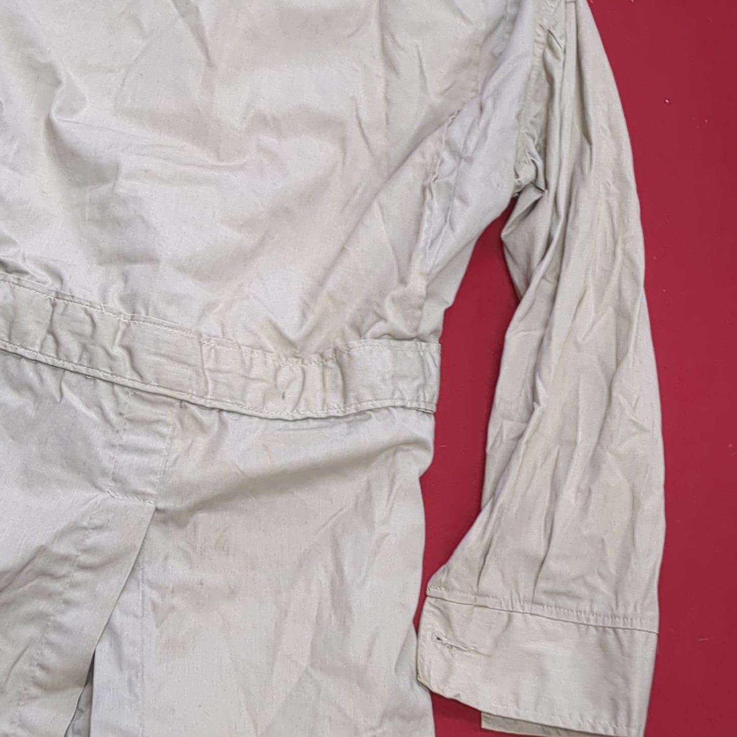 Vintage Game Winner Medium Long-Sleeve Khaki Shell Good Condition (a08 DC3-X)